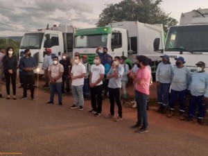 Prefeito entrega limpeza pública de Barbalha a nova empresa e 96 garis