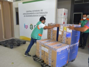 Ceará recebe mais 288 mil vacinas primeira e segunda doses contra a Covid-19