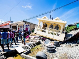 Novo terremoto atinge o Haiti, o primeiro já deixou mais de 300 mortos