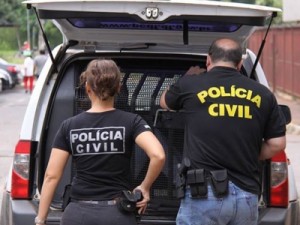 Advogada é presa tentando fraudar prova objetiva do concurso da Polícia Civil em Fortaleza