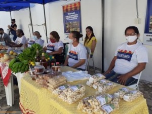 Virtual Feira da Agricultura Familiar de Barbalha no centro da cidade