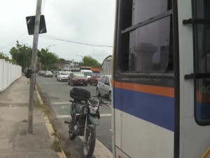 Adolescente mutilado em acidente de ônibus tem braço reimplantado após seis horas de cirurgia no Recife