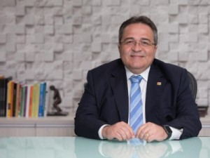 Após pedido de Valdemar Costa Neto, presidente do Banco do Nordeste é destituído