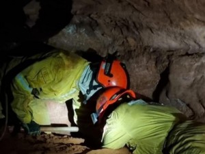 PM confirma cinco mortes entre bombeiros civis soterrados em gruta em Altinópolis, SP