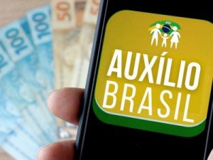 Governo reajusta valores das faixas de renda que definirão quem tem direito ao Auxílio Brasil