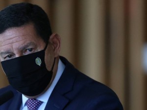 Mourão vai contra Bolsonaro e diz que foi 'oportuna' a 'intervenção' do STF sobre emendas do orçamento secreto