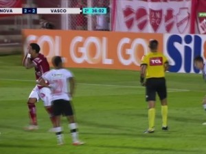 Com segundo tempo animado e golaço do meio do campo, Vila Nova e Vasco empatam em Goiânia