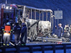 Acidente com ônibus mata 45 na Bulgária; 12 crianças estão entre as vítimas