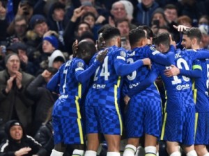 Chelsea goleia a Juventus, se classifica e assume liderança do Grupo H