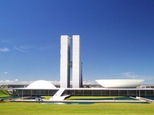 CCJ do Senado aprova PEC dos Precatórios; texto vai ao plenário