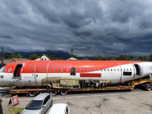 Casal de empresários compra Airbus A318, e transporte do avião mobiliza equipes até propriedade particular no litoral do Paraná