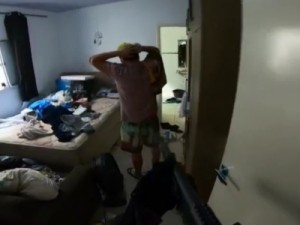 Homem usou quatro facas para matar mulher e sogra e alegou que 'perdeu a cabeça', diz polícia