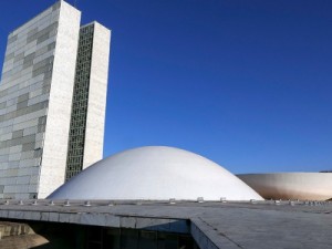 Senadores veem quebra de acordo e devem ir ao STF se a Câmara fatiar a PEC dos Precatórios