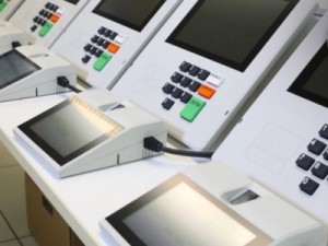 Justiça Eleitoral apresenta novo modelo de urna eletrônica para as eleições de 2022