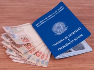 2ª parcela do 13º salário deve ser paga até esta segunda-feira