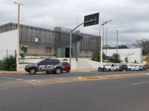 Crato-CE Mulher agredida espera professor dormir e pede socorro a polícia