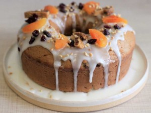 Bolo de frutas natalino