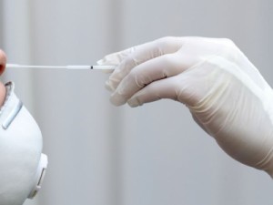 Covid-19: 23 barbalhenses testam positivos em apenas duas horas de atendimento