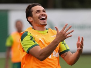 Raphael Veiga vive auge no Palmeiras e busca a eternidade no Mundial: "Sonho possível"