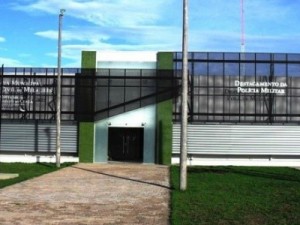 Aurora-CE Polícia prende jovem tido como o terror de moradores e comerciantes