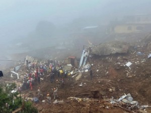 Petrópolis-RJ Chuva interrompe busca, e mortos chega a 140