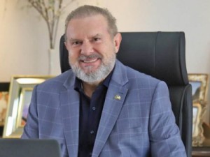 Mauro Carlesse se pronuncia nas redes sociais após renúncia: 'Cheguei no limite'