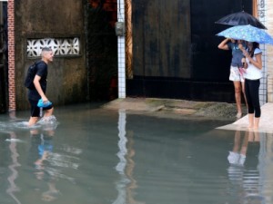 Fortaleza tem chuva de 135 mm a maior do ano, vários problemas na cidade