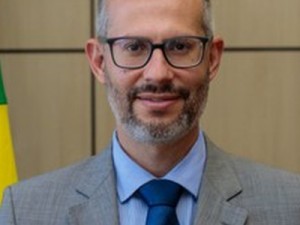 Victor Godoy Veiga é nomeado para ocupar o Ministério da Educação interinamente