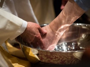 Celebração do Lava-pés nas Paróquias de Barbalha, hoje (14)
