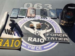 Polícia de Barbalha prende jovem e apreende drogas, arma e celulares