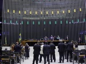 Câmara pode analisar seis medidas provisórias na próxima semana