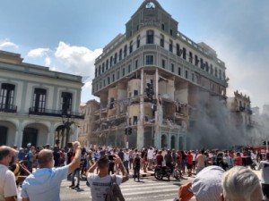 Forte explosão deixa 9 mortos e 30 feridos em hotel de luxo de Havana