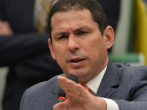 'Bolsonaro me quer fora da Mesa Diretora, porque não sou seu lambaio', afirma Marcelo Ramos