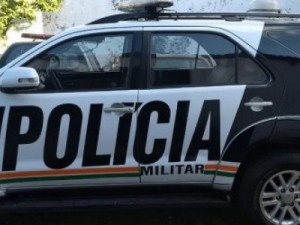 Polícia recupera moto, efetua prisão por receptação e tráfico de drogas em Missão Velha