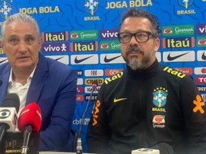 Tite aprova atuação da Seleção em goleada: "Não só de quem começou, mas de quem entrou"