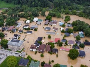 'Devastadoras': Inundações matam 16 pessoas, incluindo seis crianças, no Kentucky, EUA