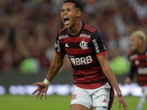 Flamengo recusa proposta do Almeria, da Espanha, por Lázaro