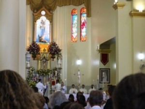 Ditoso 1º de setembro: Em Crato, fiéis celebram a padroeira da Diocese, a Virgem da Penha