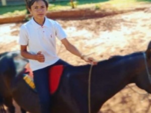 Adolescente de 16 anos morre ao cair de cavalo em clube de vaquejada no Ceará