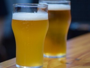 Venda e consumo de bebidas alcoólicas ficam proibidos no dia das eleições no Ceará, decide TRE