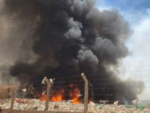 Lixão pega fogo e fumaça invade casas em bairro do Crato, no Ceará