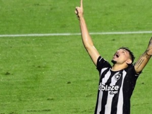 Botafogo vence o São Paulo em confronto direito pela Libertadores