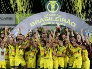 Sem sofrer sustos, Mirassol vence o ABC e fatura o título inédito da Série C