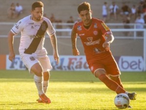 Tombense e Ponte Preta empatam sem gols pela Série B