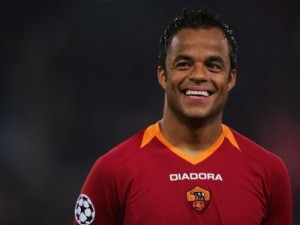 Mancini: "Spaletti, Capello e Mourinho são minhas principais referências como treinador"