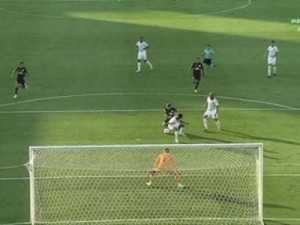 Bragantino goleia o Athletico em casa e se recupera no Brasileiro