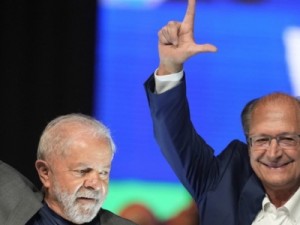 Lula escolhe Geraldo Alckmin para coordenar a equipe de transição