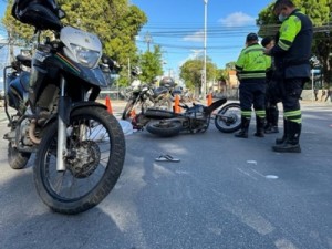 Assaltante morre em acidente após cometer série de crimes em Fortaleza