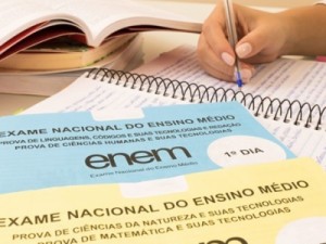 Ceará tem 221 mil candidatos a fazer prova do Enem neste domingo; tire todas as dúvidas