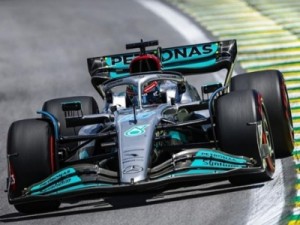 George Russell vence corrida classificatória em Interlagos